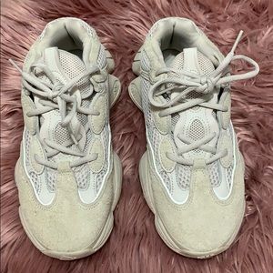 Yeezy 500 Blush colorway sneakers size 6y